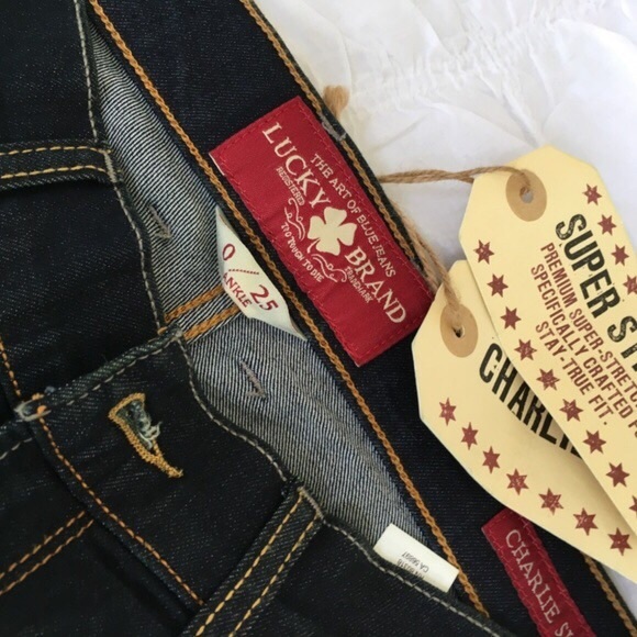 Lucky Brand Jeans - Picture 3 of 5